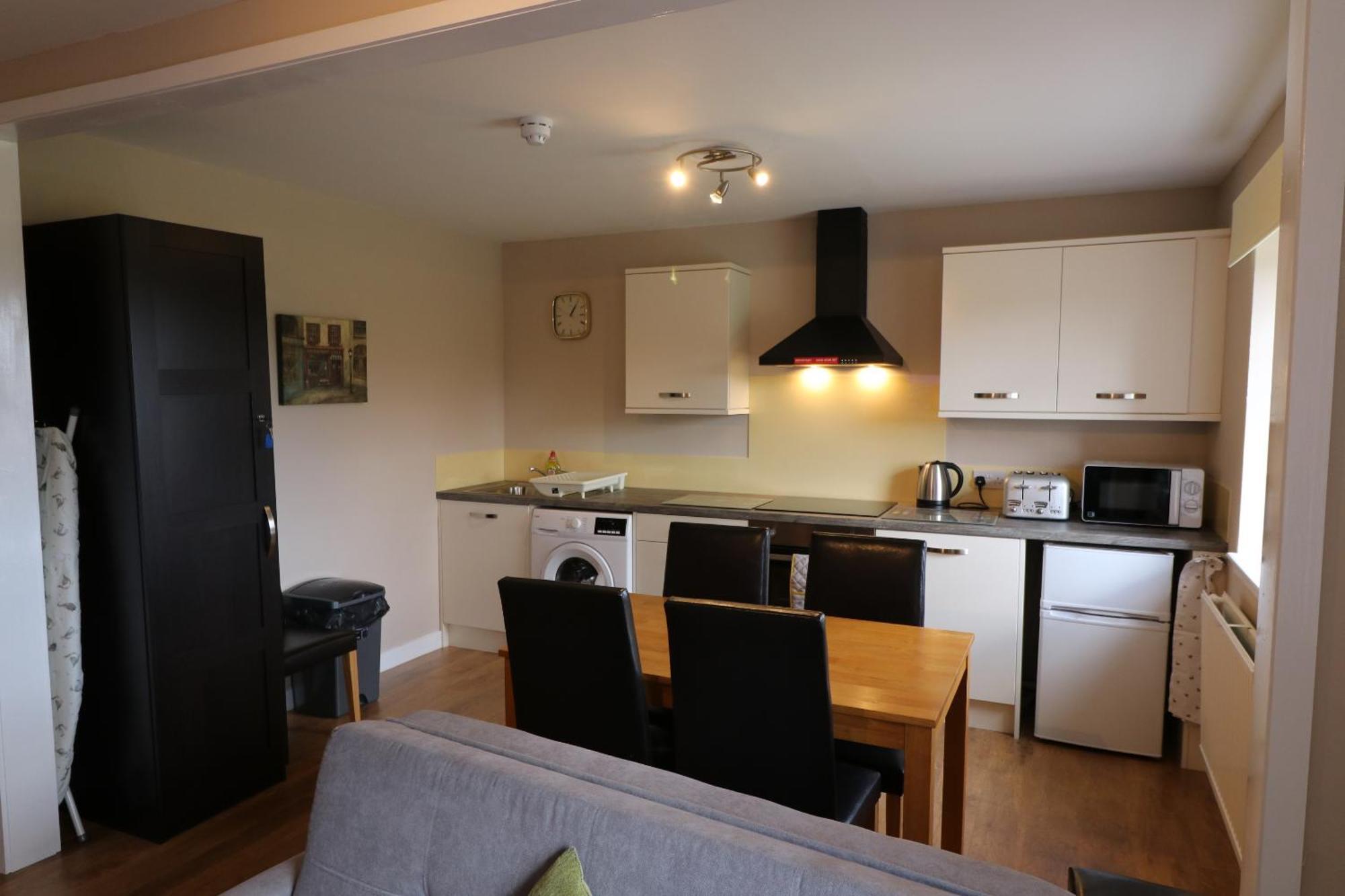 Blairmains Guest House Kirk of Shotts Extérieur photo