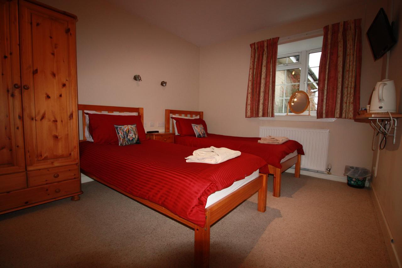 Blairmains Guest House Kirk of Shotts Extérieur photo
